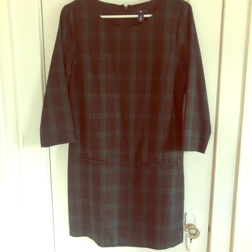 Prep long sleeve midi dress for the holidays